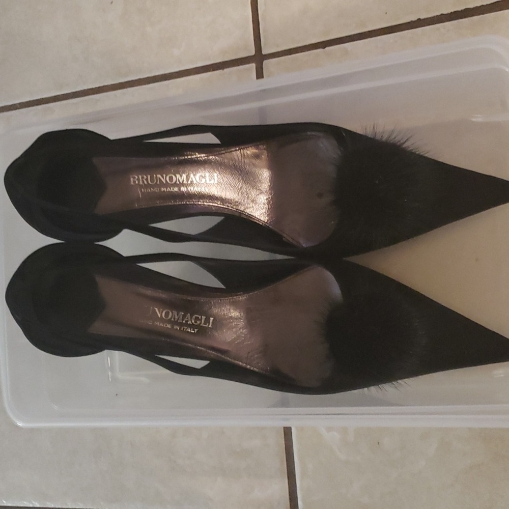 Brunomagli Vintage Cut out Narrow Toe
